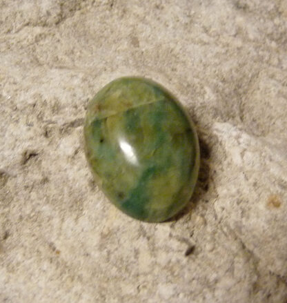 Nefritcabochon.