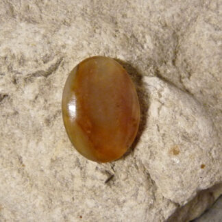 Agat, oval cabochon