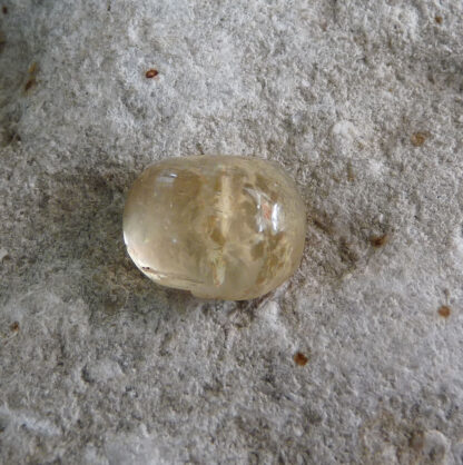 Honungsopal, cabochon